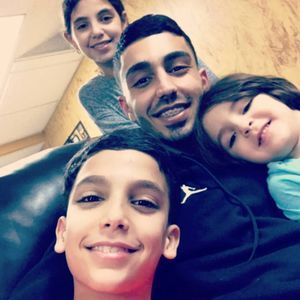 Meet your Posher, Ghassan